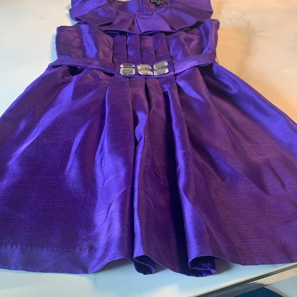 Girls party dress in vibrant purple - Picture 2 of 8